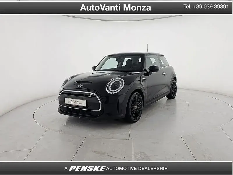 Usata Mini Cooper SE 135 kW (184 CV) 2023 Nero Utilitaria