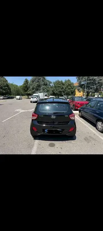 Usata Hyundai i10 Edition 67 CV (49 kW) 2015 Utilitaria