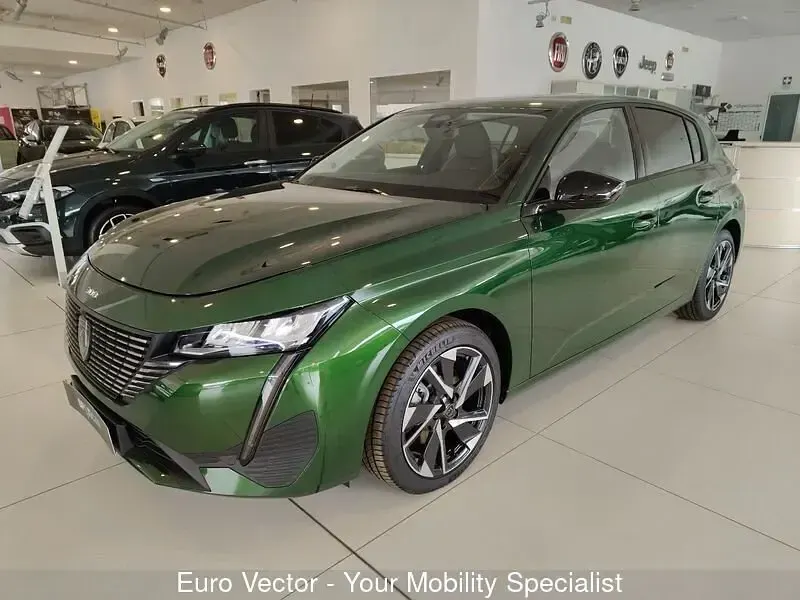 Usata Peugeot 308 Allure 136 CV (100 kW) 2025 Utilitaria