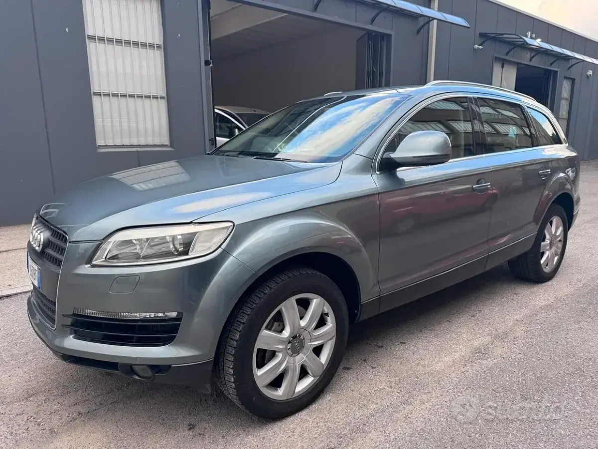 Usata Audi Q7 Comfort 233 CV (171 kW) 2006 Grigio SUV