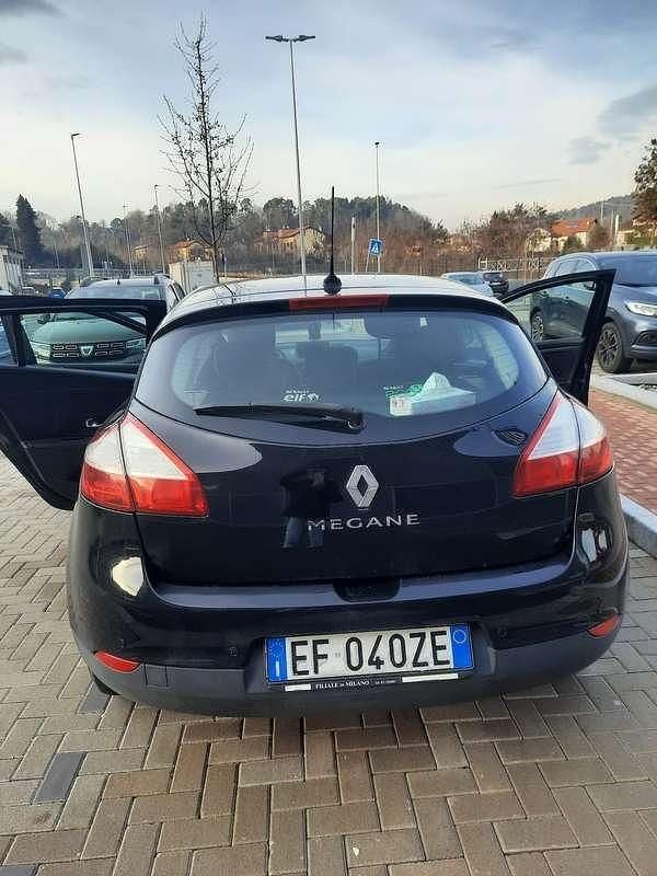 Usata Renault Mégane Dynamique 110 CV (80 kW) 2011 Berlina