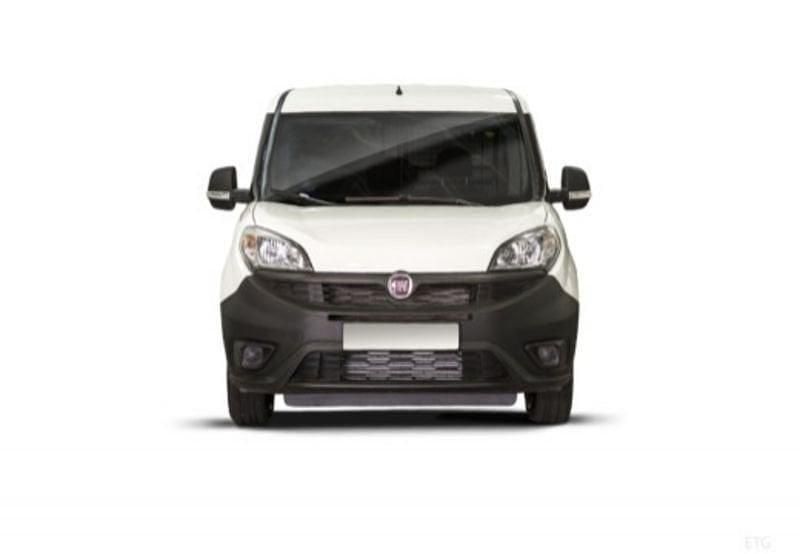 Usata Fiat Doblò 120 CV (88 kW) 2019 Bianco Monovolume