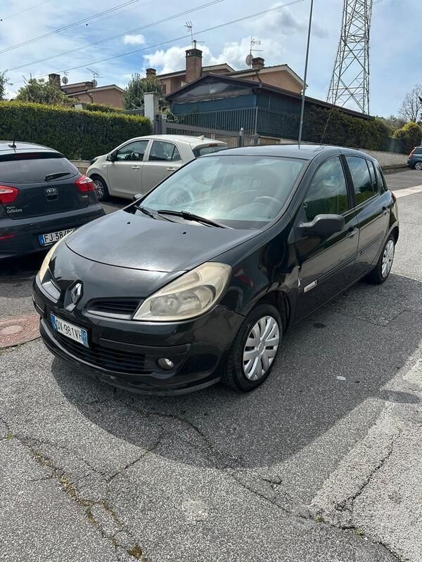 Usata Renault Clio II 75 CV (55 kW) 2009 Nero Utilitaria