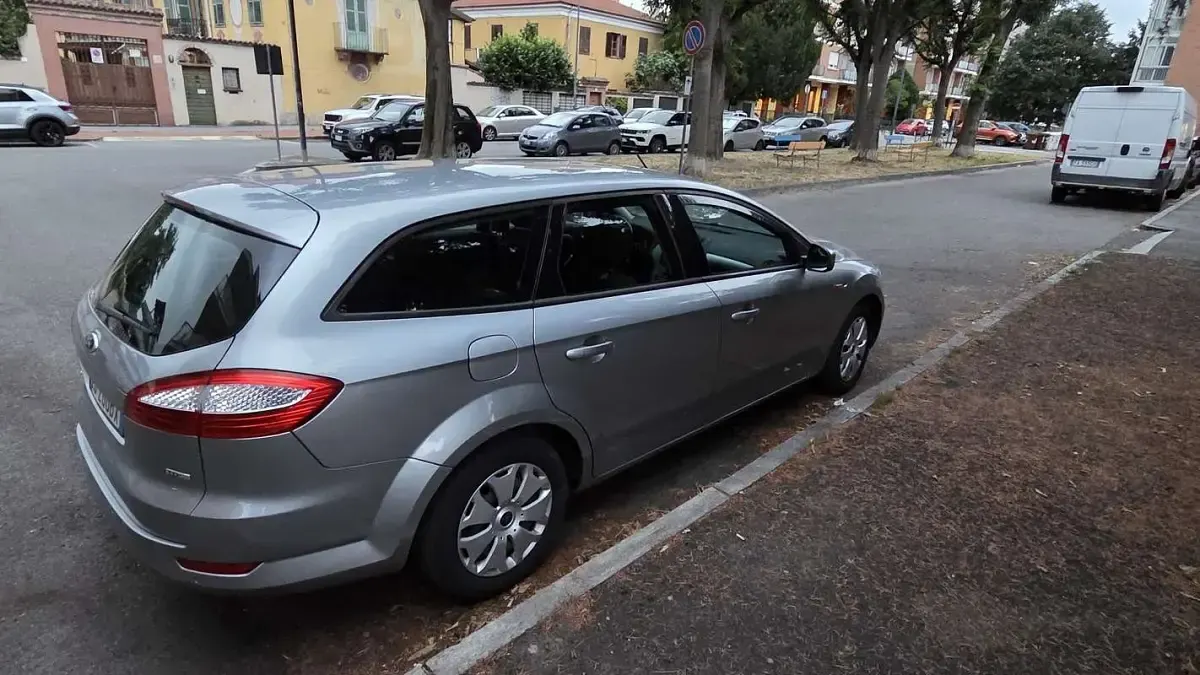 Usata Ford Mondeo Titanium 140 CV (102 kW) 2010 Station wagon