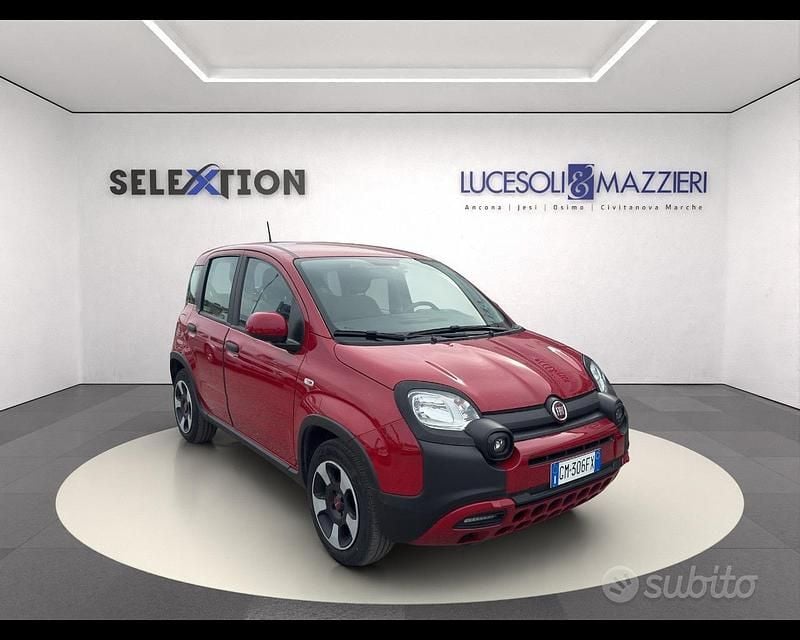 Usata Fiat Panda Cross Cross 69 CV (50 kW) 2023 Rosso Utilitaria