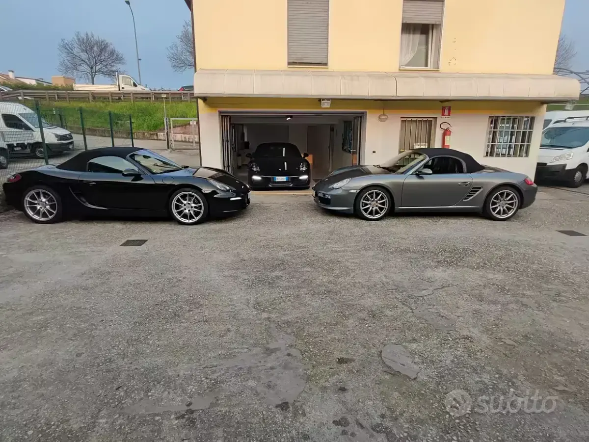 Usata Porsche Boxster Sport 245 CV (180 kW) 2008 Grigio Cabrio