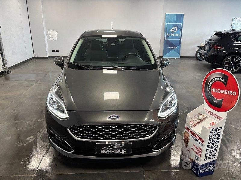 Usata Ford Fiesta Vignale 84 CV (61 kW) 2018 Grigio Utilitaria