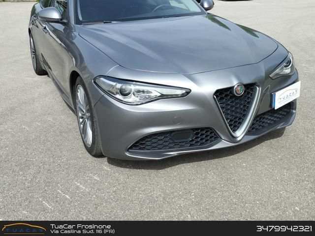 Grigio metallizzato Usata 2016 Alfa Romeo Giulia Business Tre volumi | 14.990 € (Buon prezzo) - Immagine 1/4