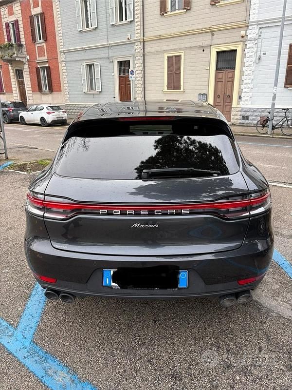 Usata Porsche Macan 245 CV (180 kW) 2021 Grigio SUV