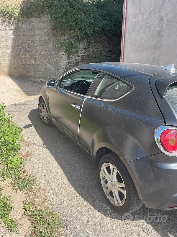 Usata Alfa Romeo MiTo 95 CV (69 kW) 2010 Nero Utilitaria