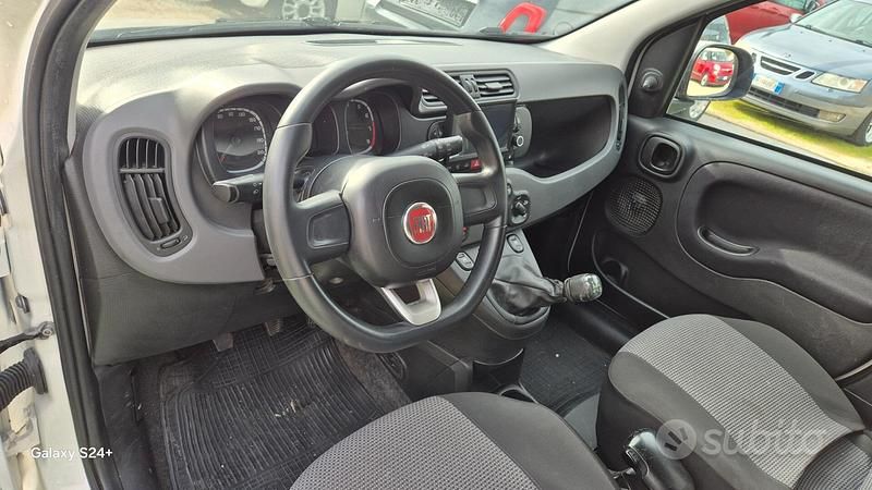 Usata Fiat Panda Easy 69 CV (50 kW) 2013 Bianco Berlina