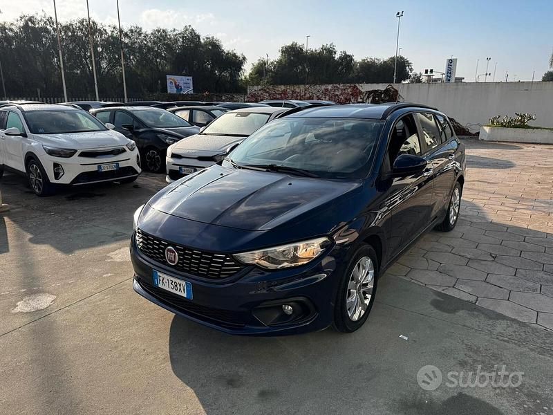 Blu Usata 2017 Fiat Tipo Station wagon | 7500 € (Buon prezzo) - Immagine 1/4