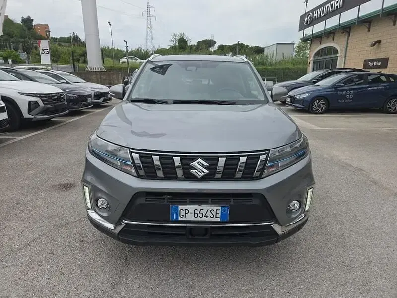 Usata Suzuki Vitara 116 CV (85 kW) 2023 Grigio SUV