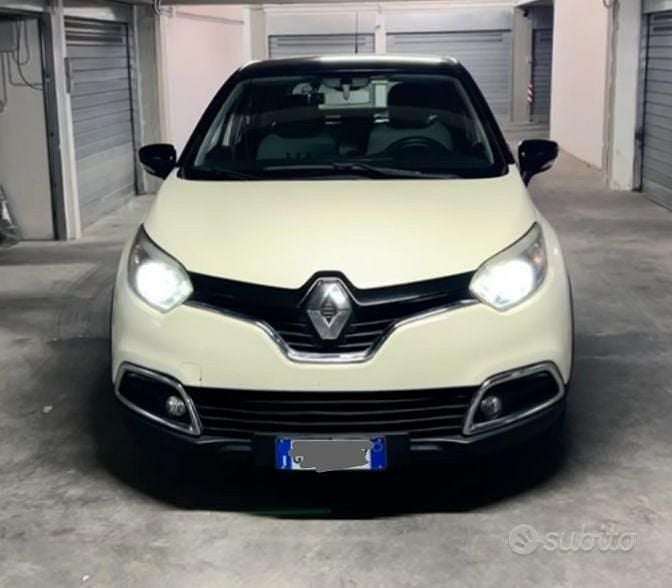 Usata Renault Captur 90 CV (66 kW) 2015 Bianco SUV