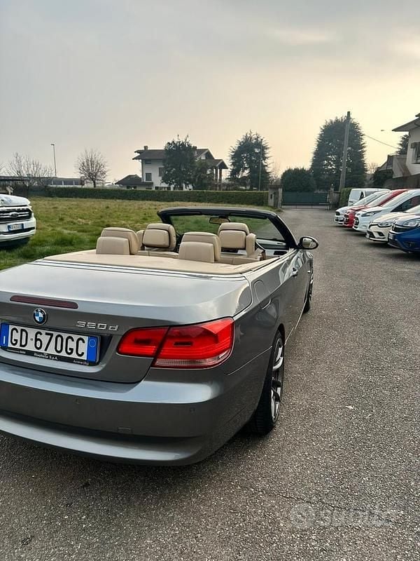 Usata BMW 320 Cabriolet M Sport 184 CV (135 kW) 2010 Grigio Cabrio
