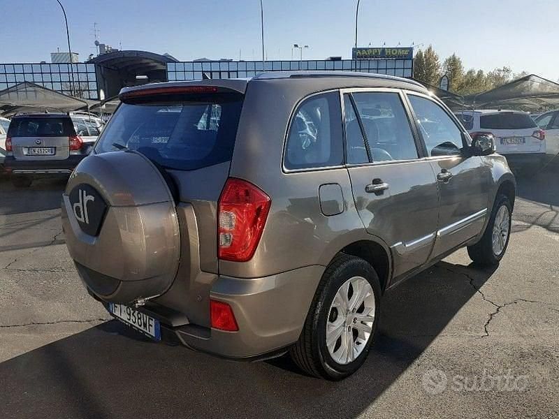 Usata DR EVO5 126 CV (92 kW) 2019 Beige SUV
