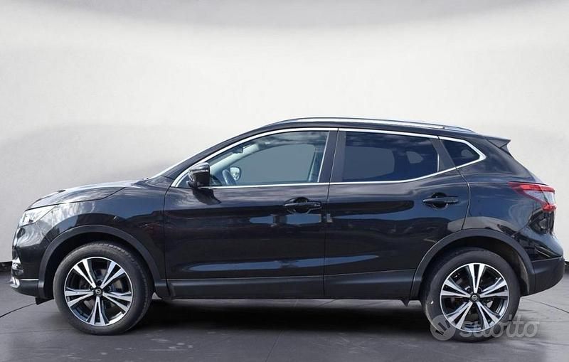 Usata Nissan Qashqai N-Connecta 110 CV (80 kW) 2018 Nero SUV