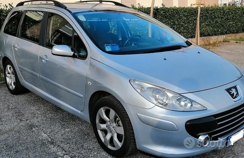 Usata Peugeot 307 2007 Grigio Station wagon