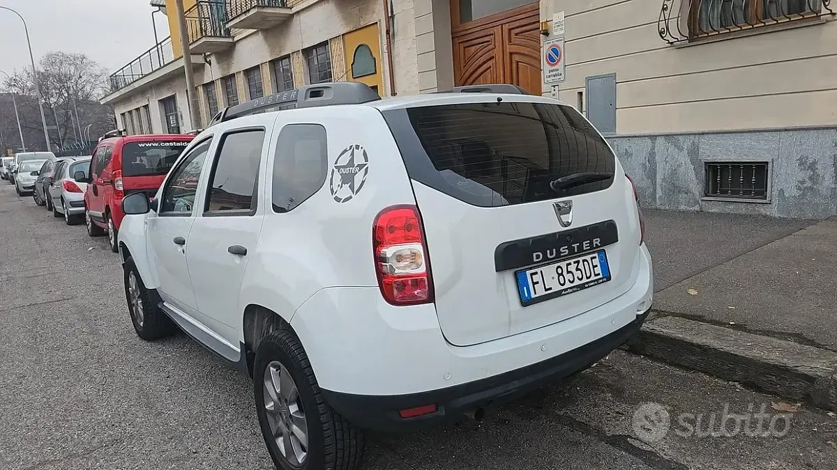 Usata Dacia Duster Ambiance 114 CV (83 kW) 2017 Bianco SUV