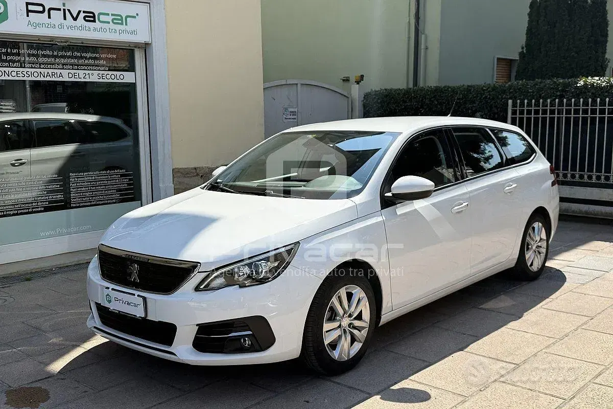 Usata Peugeot 308 Active 131 CV (96 kW) 2018 Bianco Station wagon