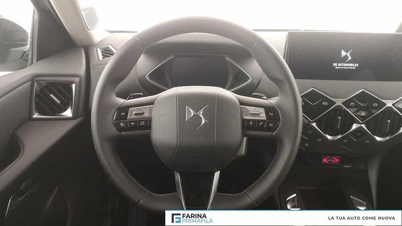 Nuova DS Automobiles DS3 Bastille 2025 Grigio