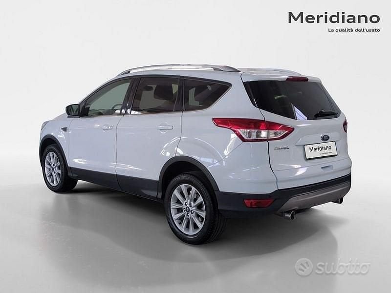 Usata Ford Kuga Titanium 150 CV (110 kW) 2016 Bianco SUV