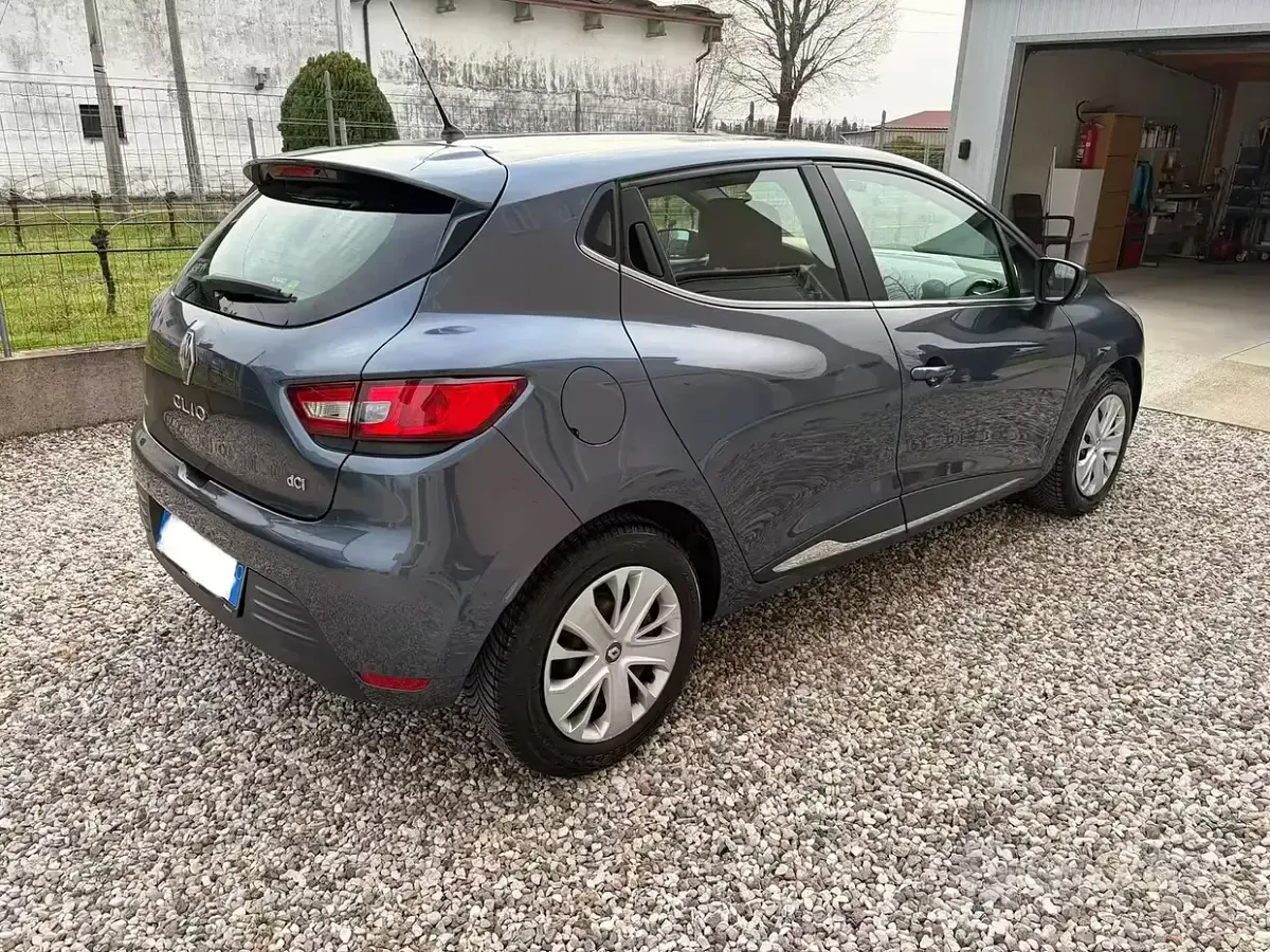 Usata Renault Clio IV 90 CV (66 kW) 2017 Grigio Utilitaria