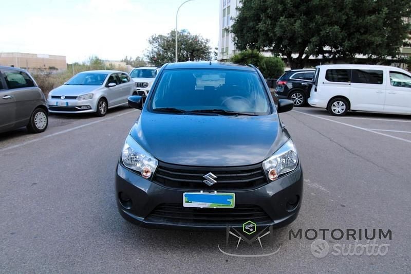 Usata Suzuki Celerio Style 68 CV (50 kW) 2017 Grigio Utilitaria