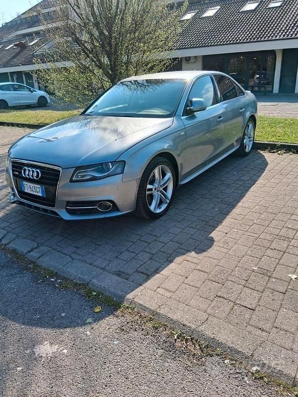 Usata Audi A4 122 CV (89 kW) 2019 Grigio Berlina