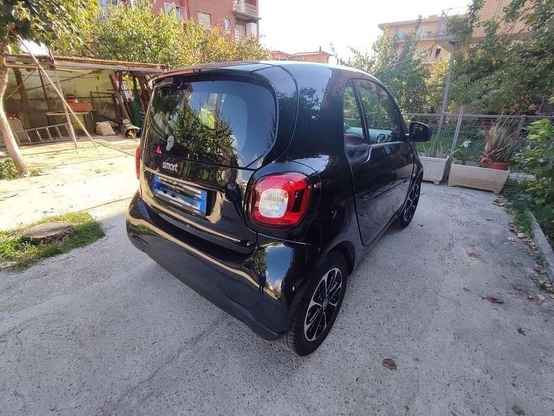 Usata Smart ForTwo Coupé Passion 61 CV (44 kW) 2015 Nero Utilitaria