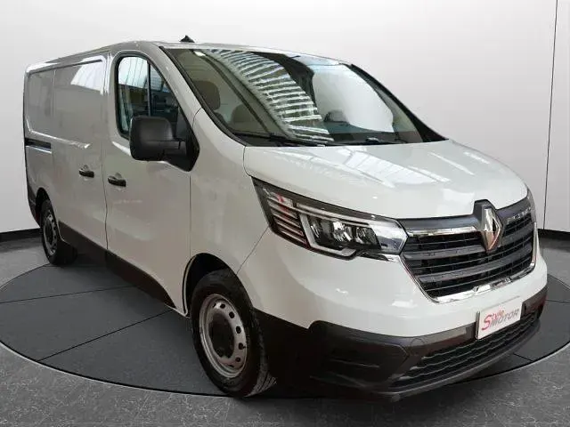 Usata Renault Trafic 110 CV (80 kW) 2024 Bianco
