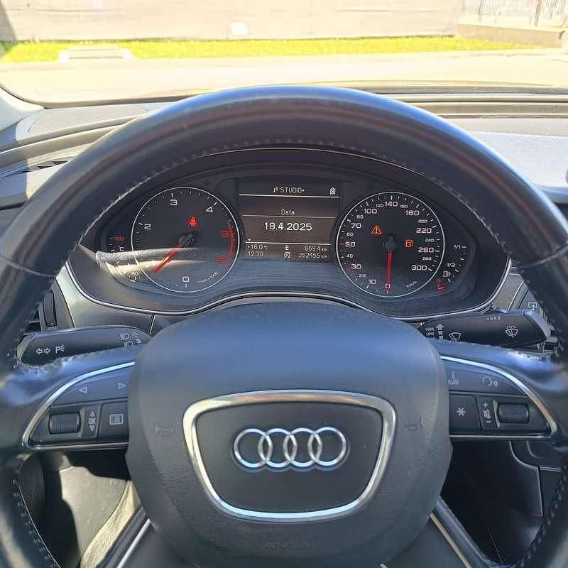 Usata 2011 Audi A6 Ambiente Tre volumi | 8000 € (Buon prezzo) - Immagine 1/4
