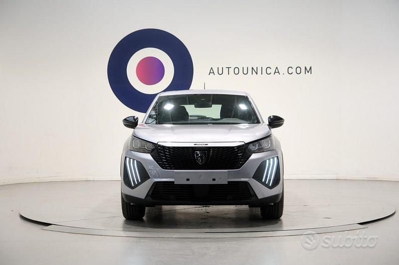 Nuova Peugeot 2008 Allure 101 CV (74 kW) 2025 Nero SUV
