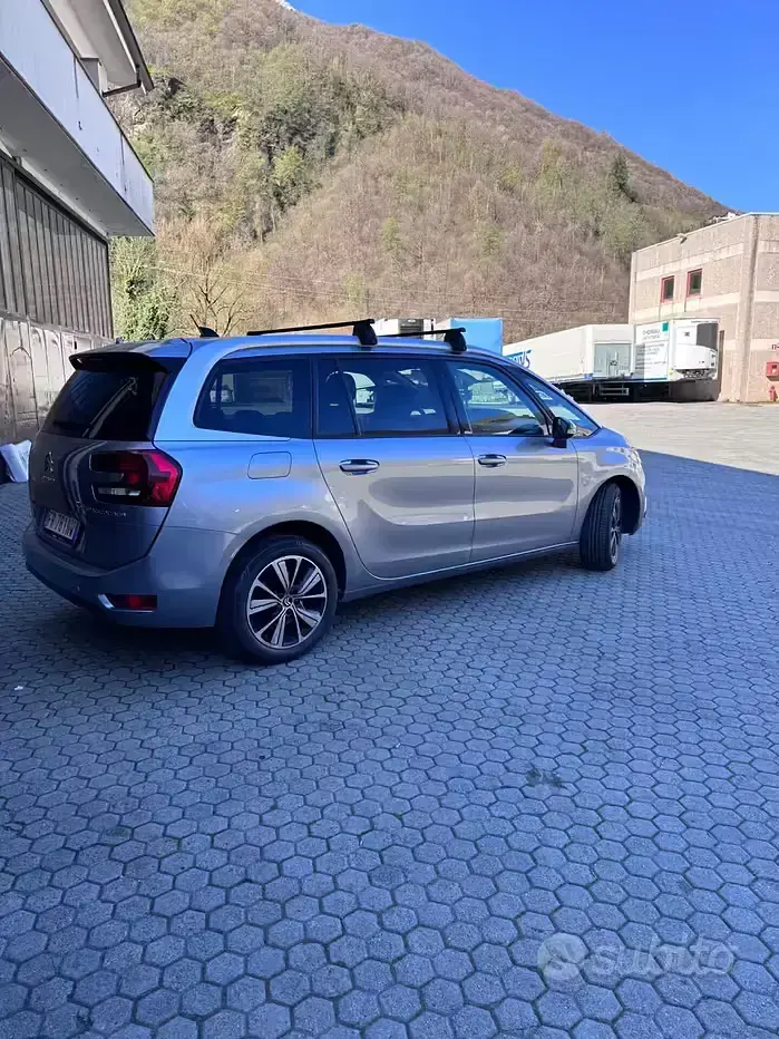 Occasion Citroën C4 SpaceTourer Shine 120 ch (88 kW) 2018 Bleue Monospace