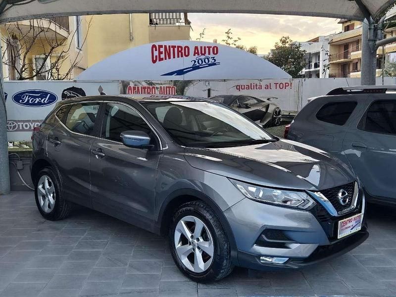 Usata Nissan Qashqai N-Connecta 116 CV (85 kW) 2019 Grigio SUV