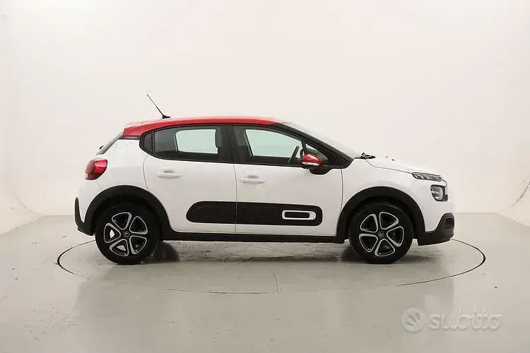 Usata Citroën C3 Shine 83 CV (61 kW) 2022 Bianco Utilitaria