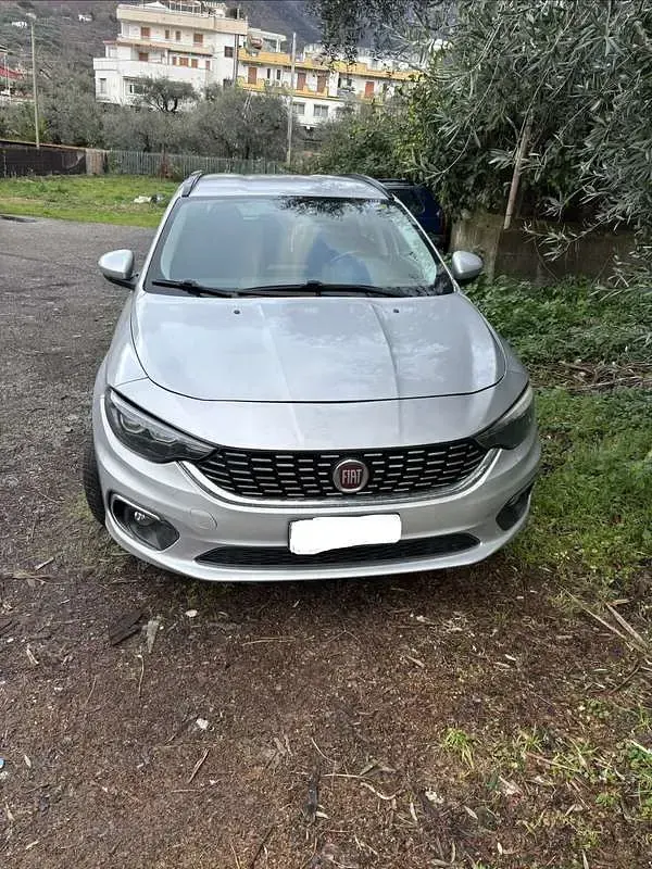 Usata Fiat Tipo Lounge 120 CV (88 kW) 2016 Grigio Station wagon