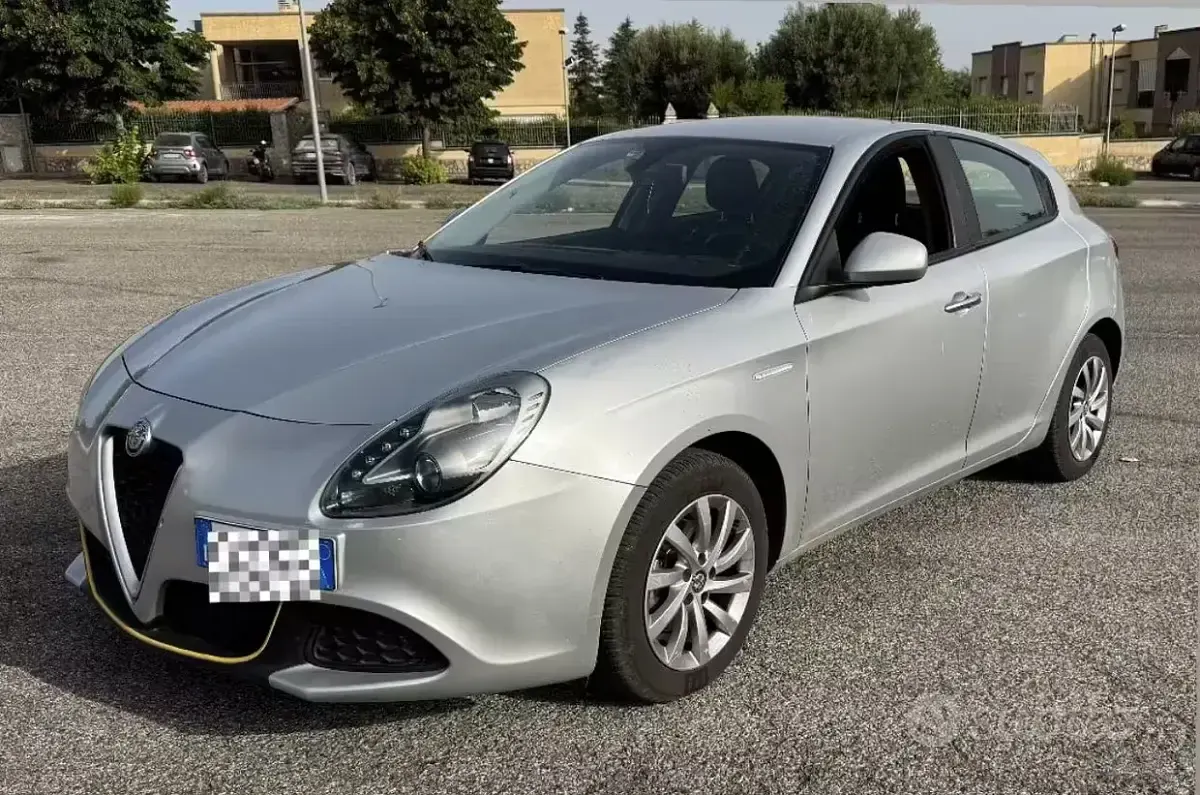 Usata Alfa Romeo Giulietta 109 CV (80 kW) 2017 Grigio Utilitaria