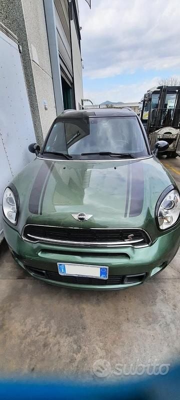 Usata Mini Cooper SD Countryman 143 CV (105 kW) 2015 Verde SUV