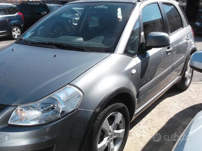Usata Suzuki SX4 GLX 120 CV (88 kW) 2012 Grigio Station wagon