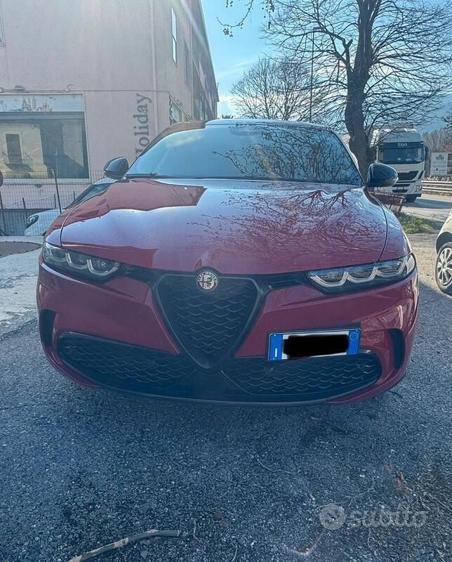 Rosso Usata 2022 Alfa Romeo Tonale Edizione Speciale SUV | 25.900 € (Buon prezzo) - Immagine 1/4