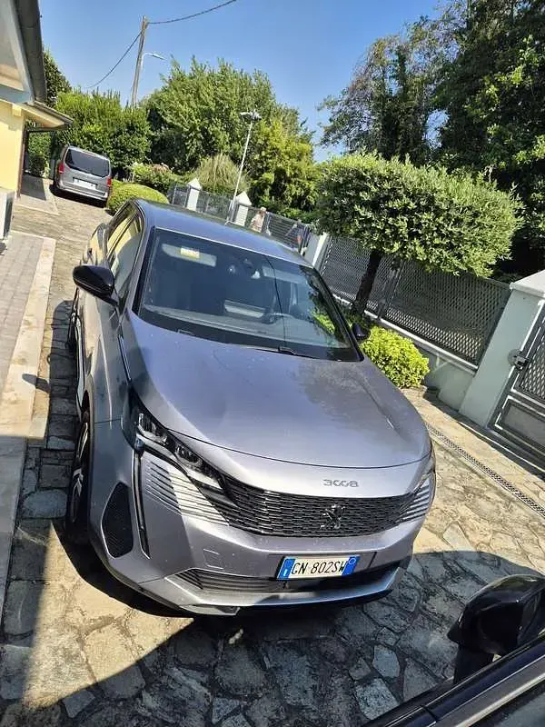Usata Peugeot 3008 Allure 131 CV (96 kW) 2023 SUV