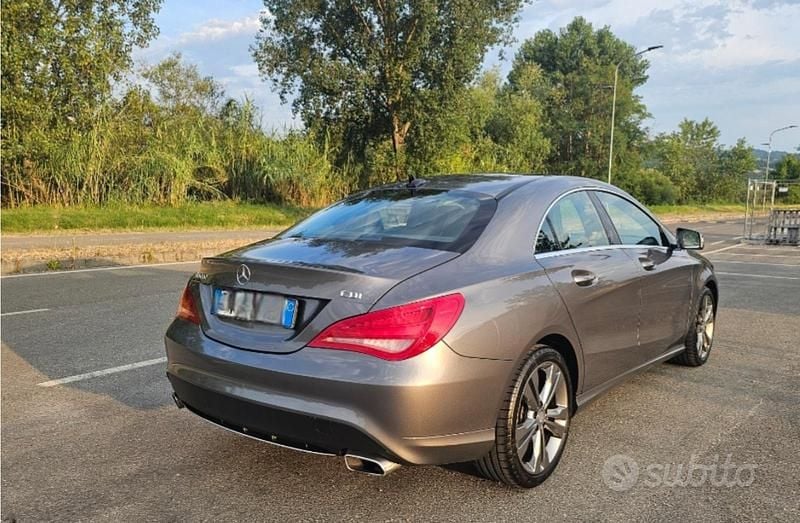 Usata Mercedes CLA200 136 CV (100 kW) 2013 Grigio Coupé