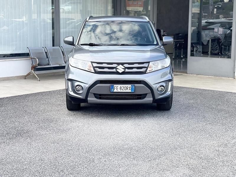 Usata Suzuki Vitara 120 CV (88 kW) 2016 Grigio SUV