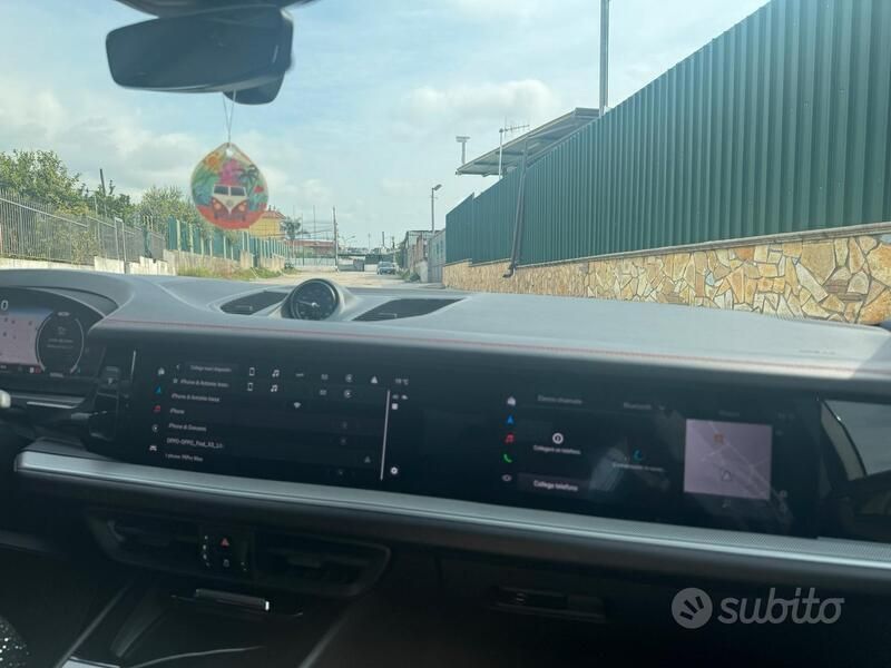 Gebraucht Porsche Cayenne 353 PS (259 kW) 2024 Schwarz SUV