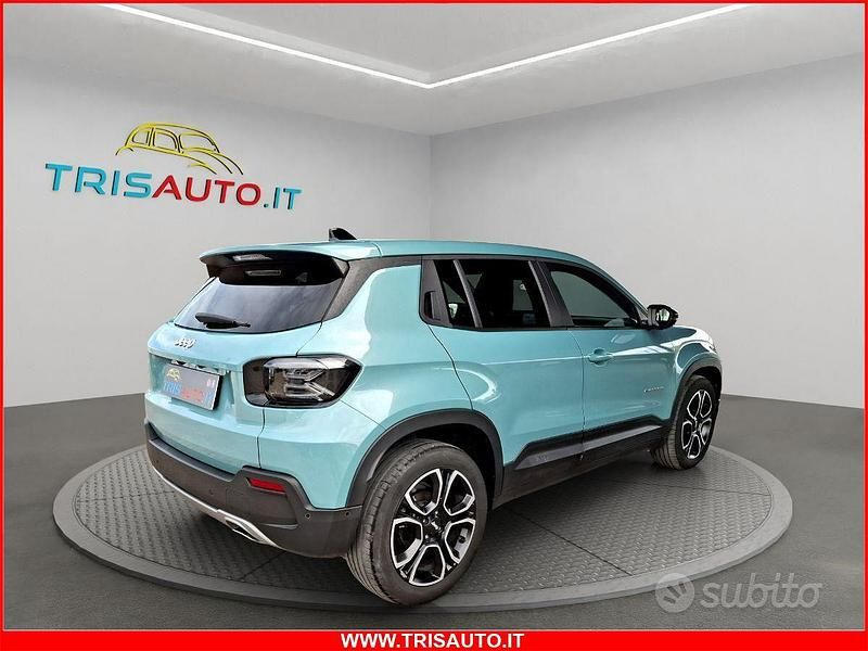 Usata Jeep Avenger Summit 101 CV (74 kW) 2024 Blu SUV
