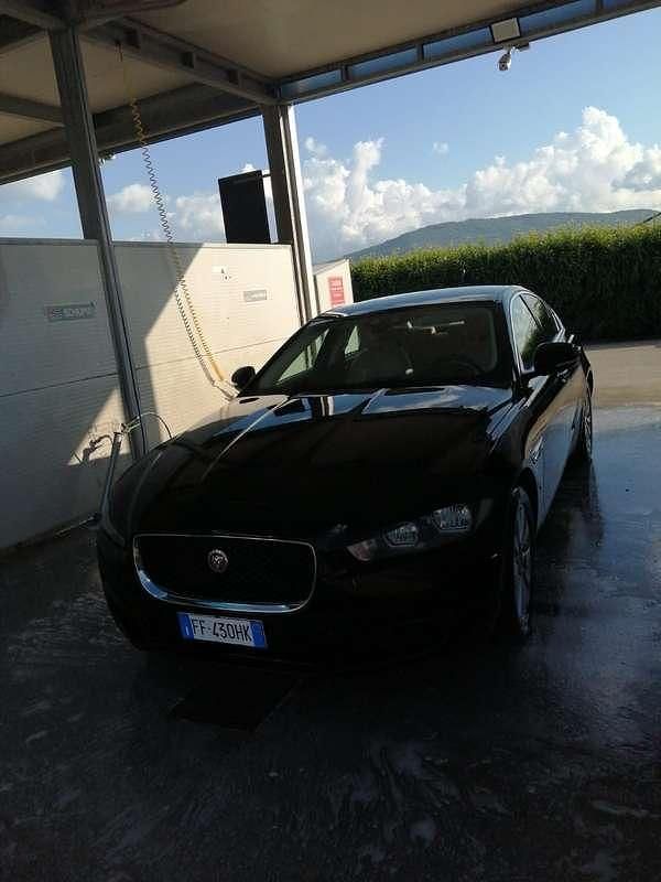 Usata Jaguar XE Pure 179 CV (131 kW) 2017 Berlina