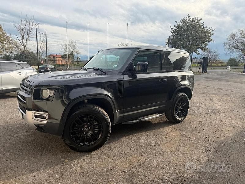 Usata Land Rover Defender 200 CV (147 kW) 2024 Nero SUV