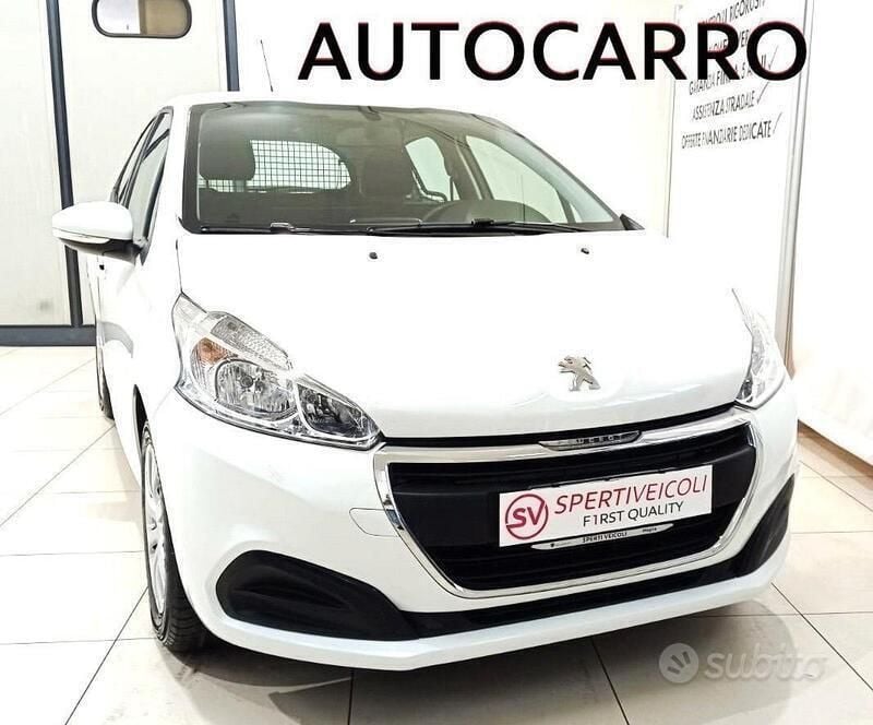 Bianco Usata 2017 Peugeot 208 Active Due volumi | 6900 € (Super prezzo) - Immagine 1/4