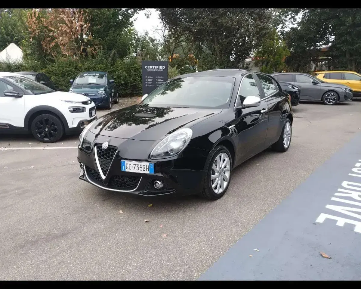 Usata Alfa Romeo Giulietta Super 120 CV (88 kW) 2020 Utilitaria